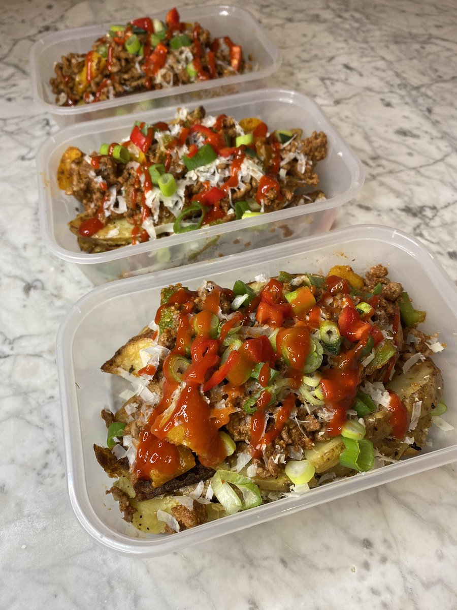 💥Fully Loaded Wedges💥 

Coming to the menu next week ✅
Less than 400 cals ✅
33g of protein ✅

<a href="/BwydyddBraf/">Bwydydd Braf</a>