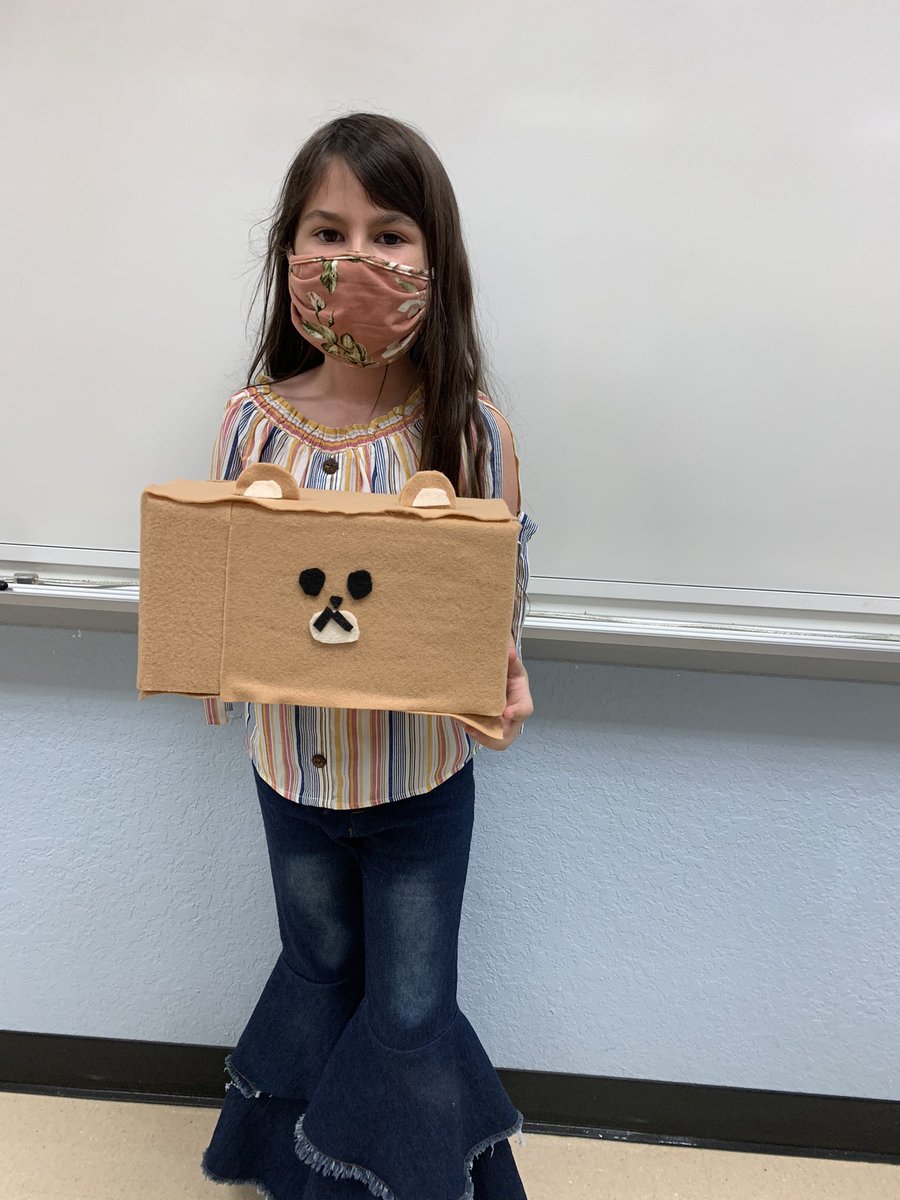 MsVandewerken's tweet photo. Our 1st, 2nd, and 3rd place winners. By the end of the day their lunch boxes were at 56.3*, 68*, and 68.9*. @PLEgators #gatorstrong #steam https://t.co/0g4IVMQ3OG