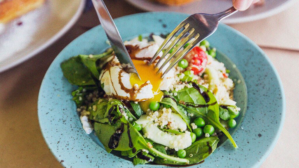 ACAM_Au's tweet photo. Nine science-backed ways to lose weight.
While there are endless diets most lack any scientific evidence. There are, however, some strategies backed by science that do have an impact on weight management.
#diets, #weightloss #WeightManagement
https://t.co/CLHigN4KiD https://t.co/QWCwl00Gom