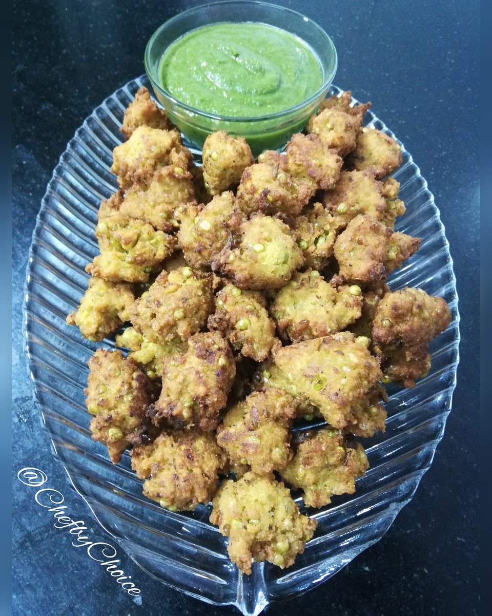 ChefbyChoice1's tweet photo. #chefbychoice #snacks #teatimesnacks #ponkvada #sorghumfritters #vegetariancuisine #Indianfood #food #foodie #foodlover #foodblogger #foodstyling #delicacies  #cookwithCBC #cooking #passionforcooking

Recipe:
Instagram - https://t.co/2o9P6Sb9Gt
Facebook -https://t.co/q4plslRbIU https://t.co/uawD3Txrnz