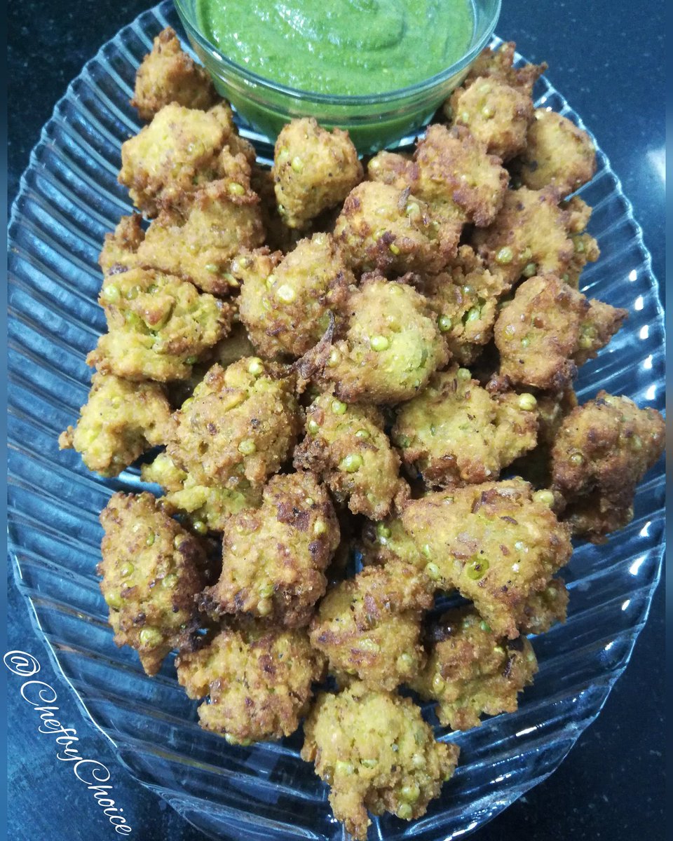 ChefbyChoice1's tweet photo. #chefbychoice #snacks #teatimesnacks #ponkvada #sorghumfritters #vegetariancuisine #Indianfood #food #foodie #foodlover #foodblogger #foodstyling #delicacies  #cookwithCBC #cooking #passionforcooking

Recipe:
Instagram - https://t.co/2o9P6Sb9Gt
Facebook -https://t.co/q4plslRbIU https://t.co/uawD3Txrnz