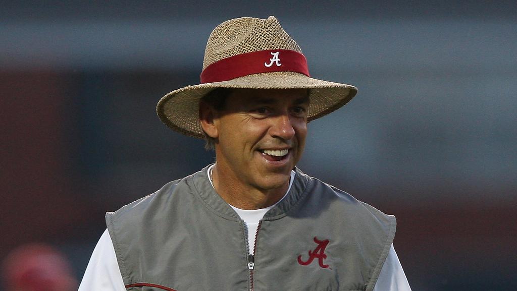 goldmedalmind's tweet image. “If you’re an average player, you want to be left alone because you want to be able to slide by. If you’re a good player, you want to be coached. If you’re a great player, you want the coach to tell you the truth every day."
—Nick Saban #GrowthMindset

🏆 train.championsmind.app/now