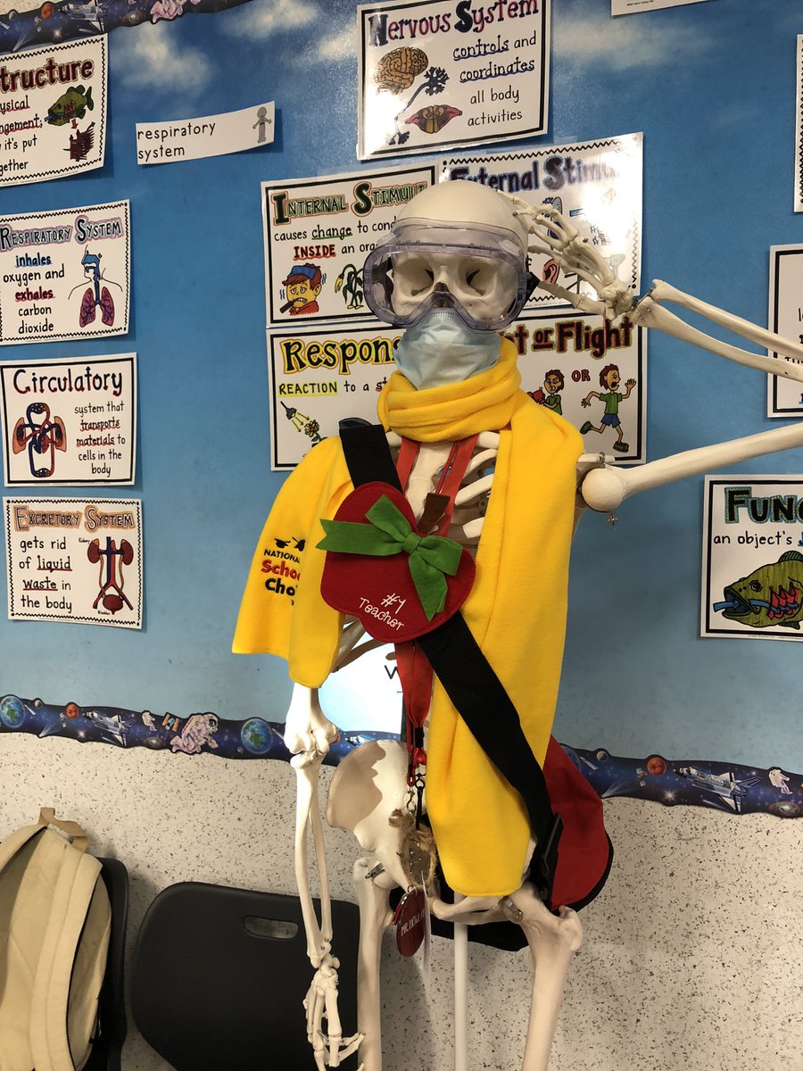 bre112266's tweet photo. On our final day of celebration @MeadMS_AISD for National School Choice Week we celebrated our on campus Science Students of the month. Congrats and keep up the good work Jag Scholars. @AldineISD @Counseling_AISD @jmscottjess1 @schoolchoicewk @lmamerson https://t.co/dS4NjAzFq5