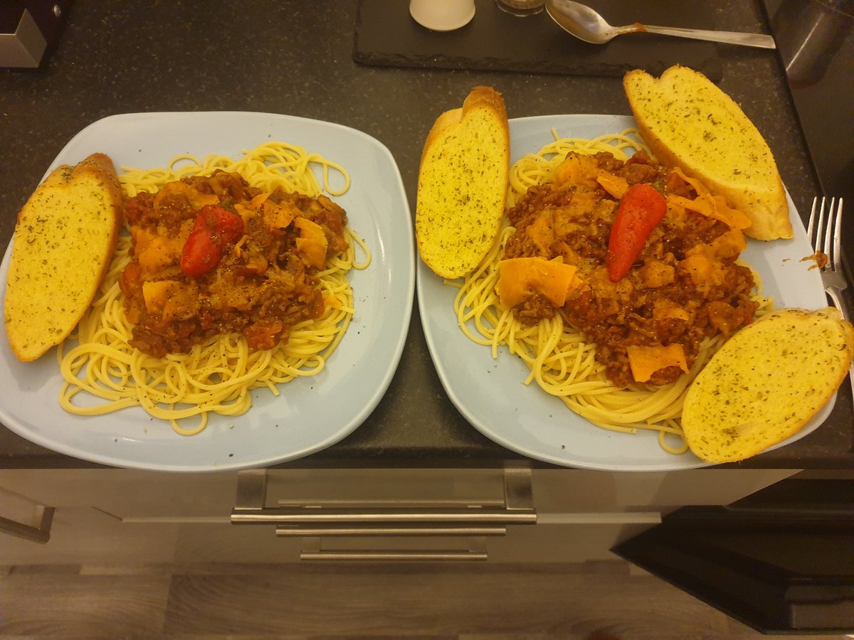 chrisstonebank1's tweet photo. One cannot think well, love well, sleep well, if one has not dined well.👌😋🍛😋👌
#cookfromfresh https://t.co/n3y0xnoOL1