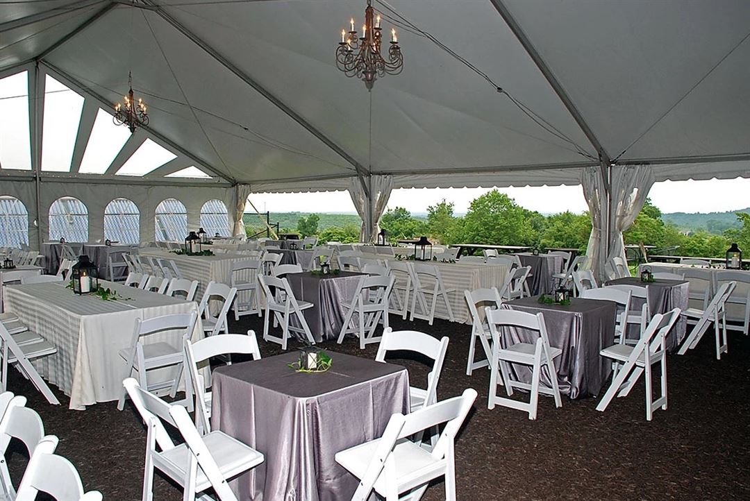 Eventective's tweet photo. Nestled within views of scenic farmland, orchards, and forests, Hauser Hill Event Center hosts unforgettable events. Celebrate in the stunning 360-degree glass-enclosed Jack's Event Room for you and 100 guests!

https://t.co/tLt2pNTlVG
#eventective #eventplanning https://t.co/1ecXN0SyMD