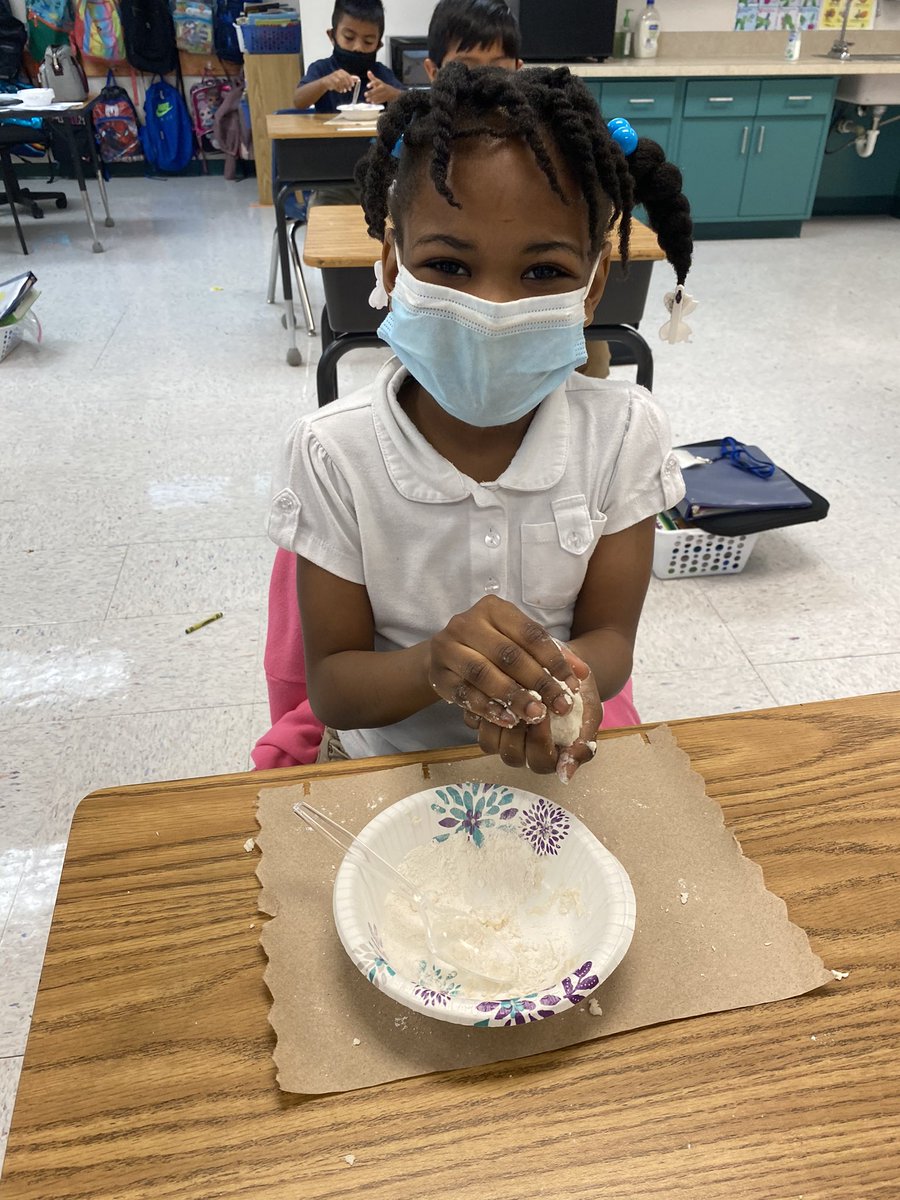 MsLoBosco's tweet photo. This week for our explanatory writing unit we wrote about the step-by-step process of making salt dough ornaments. Today we put our writing into action and ended up with some pretty neat creations! @GGEseagulls https://t.co/hIIYcf6w4h