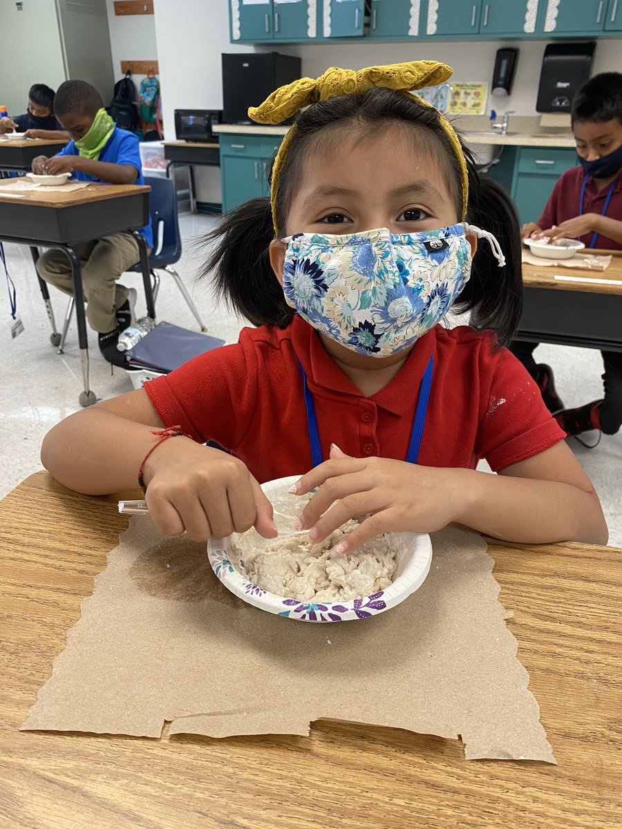 MsLoBosco's tweet photo. This week for our explanatory writing unit we wrote about the step-by-step process of making salt dough ornaments. Today we put our writing into action and ended up with some pretty neat creations! @GGEseagulls https://t.co/hIIYcf6w4h
