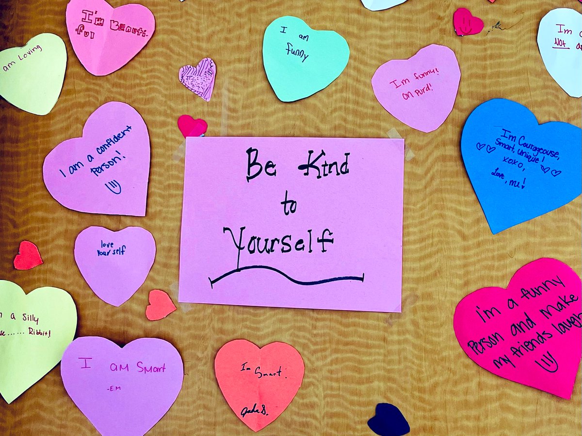 Found a Happy Hearts wall today! 💛Kindness MATTERS! #CougarKindness #CHMS #TheGreatKindnessChallenge