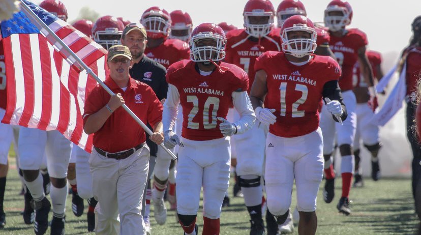 ElijahSpivey2's tweet photo. Blessed to receive an offer from West Alabama🐅🔴 @CoachRAPinilla @AL6AFootball @martaewyckoff https://t.co/DgIbKHh0yu