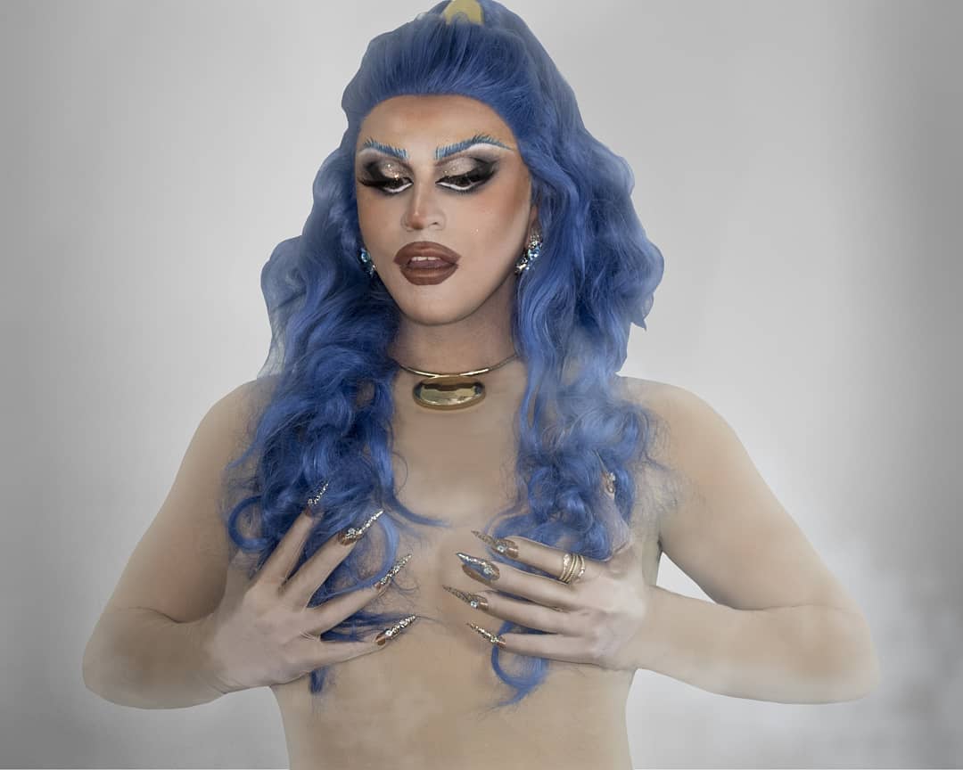 art_tica's tweet photo. 🔥 ArTx y CuErPx 🔥
🌡️NUDE ILLUSION 🌡️
Sesión en Colaboración con #quimeraestudio
Fotografía @AgataGore
Edit @ViceNikita y yo
Peluca @likkavonk
Uñas x mi
#dragqueen #dragmakeup #nudeillusion #arttica #versusdragqueen https://t.co/BHkvIBzTw5