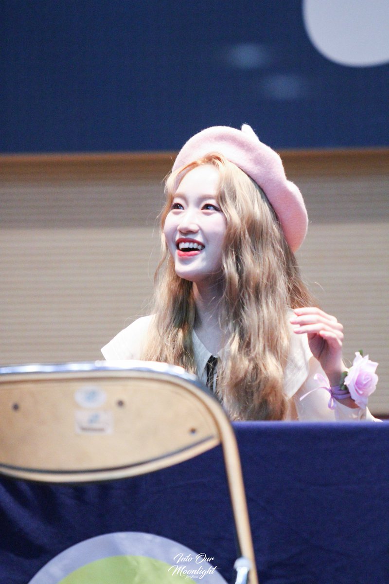 there's just something about gowon in berets