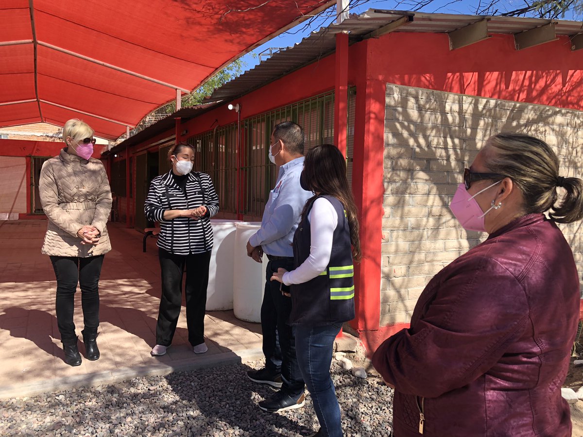 HILLOCMPC1's tweet photo. Hoy personal de la CMPC visitó el Centro de Atención Galilea para fortalecer la coordinación en el ingreso de personas en situación de calle y personas vulnerables.

#ProtecciónCivilHMO https://t.co/fj5MnAgcJN