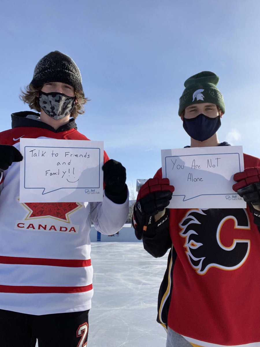Alex04Mack's tweet photo. #BellLetsTalk https://t.co/pKYUjjkZKm