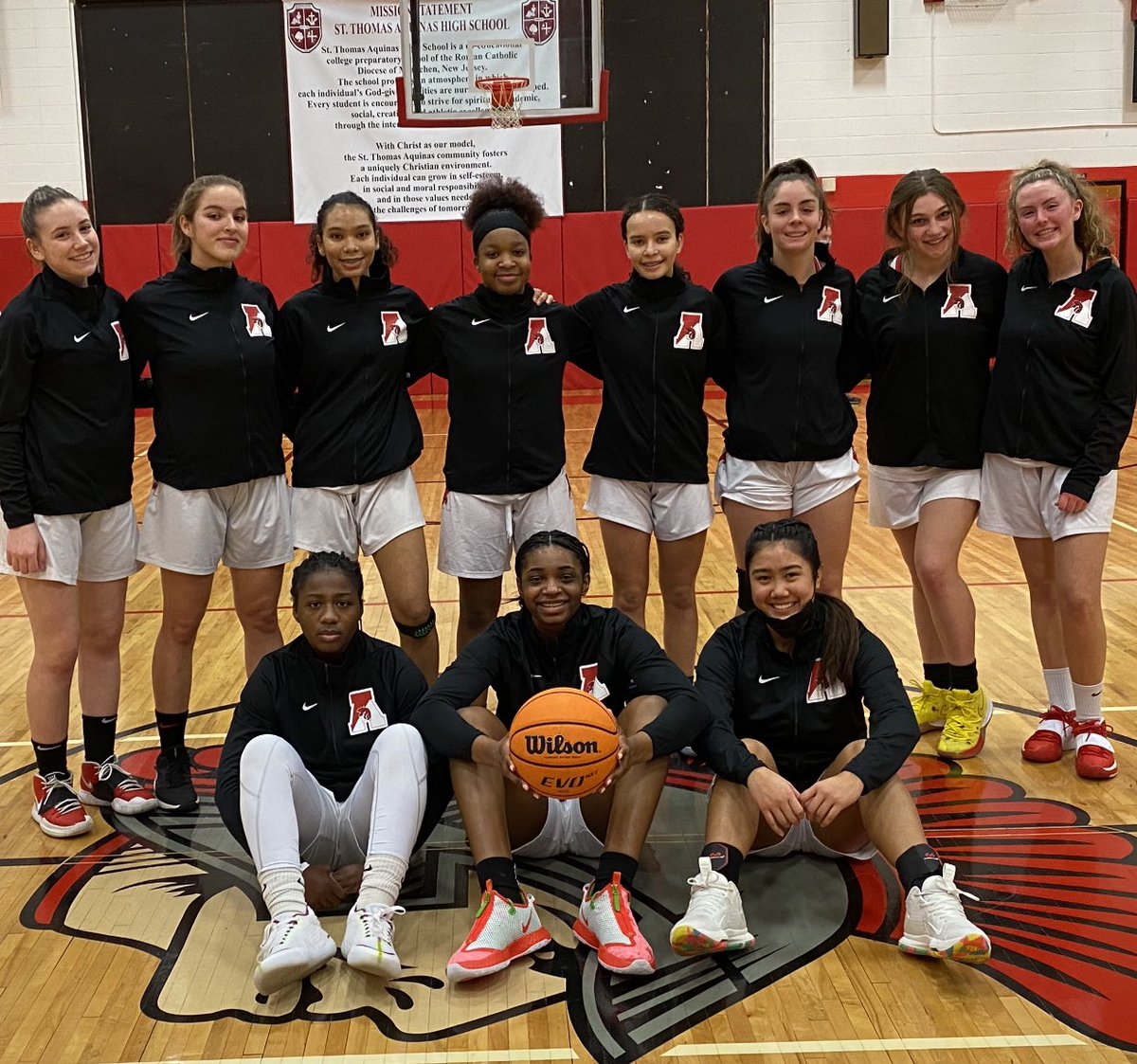 St Thomas Aquinas Girls Basketball 2022-23 tweet media