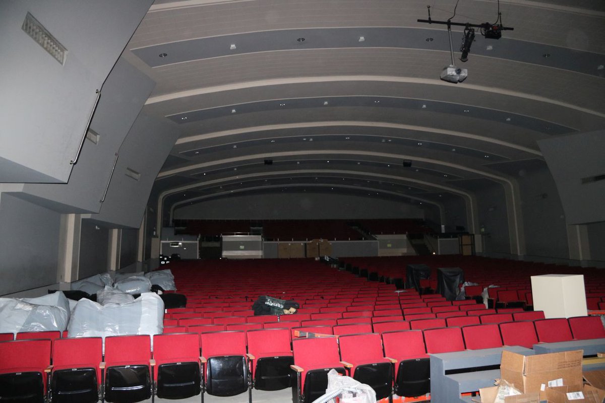 PNTALive's tweet photo. Transformation Thursday! Here are some images of our drapery and flypipe work at Whitworth University (with the last image being a before photo of the auditorium) 🤗
#systemsintegration #drapery #flypipe #rigging #pnta https://t.co/atBNmlZDnK