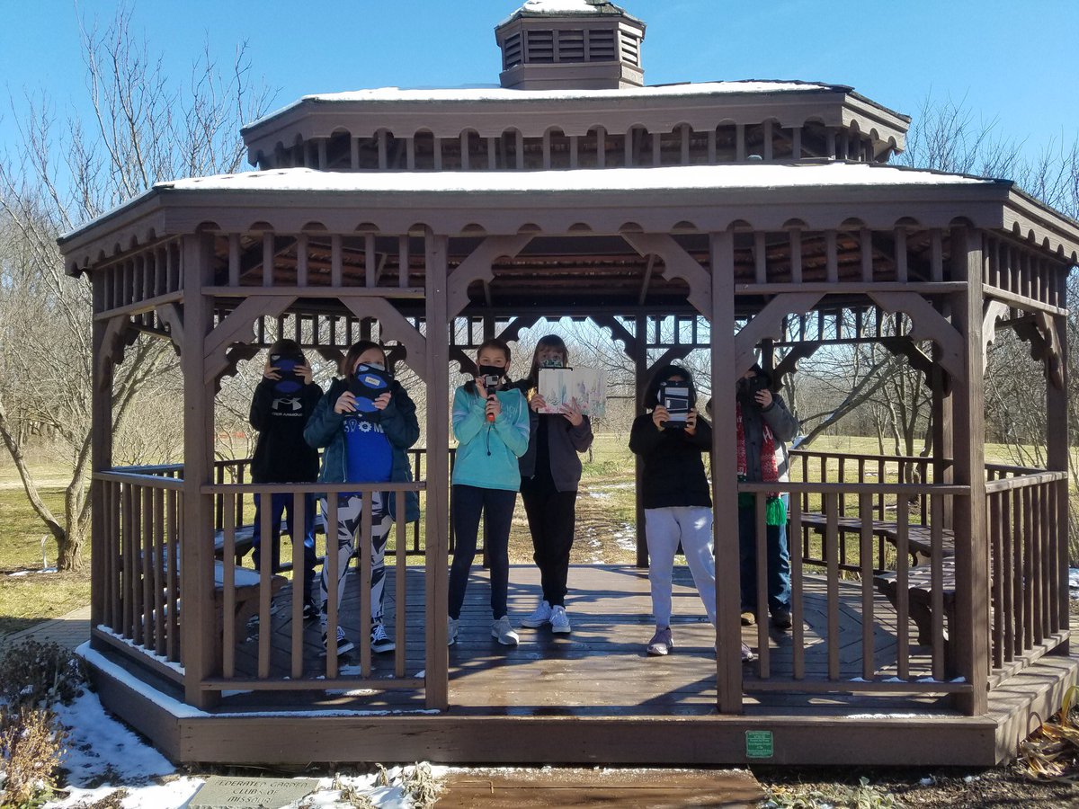 AOESPS's tweet image. Perfect day for capturing our shadows, interesting perspectives, and action shots for our photography unit. Next up editing! @officialSPS #spschoice #photography