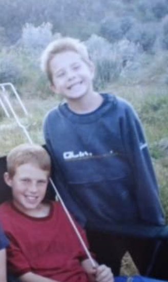 BenjiTLee's tweet photo. Hbd to my first best friend, the most supportive brother, and all around one of my very favorite people. Love you @JakeRexLee! https://t.co/XxzX3u1lVH