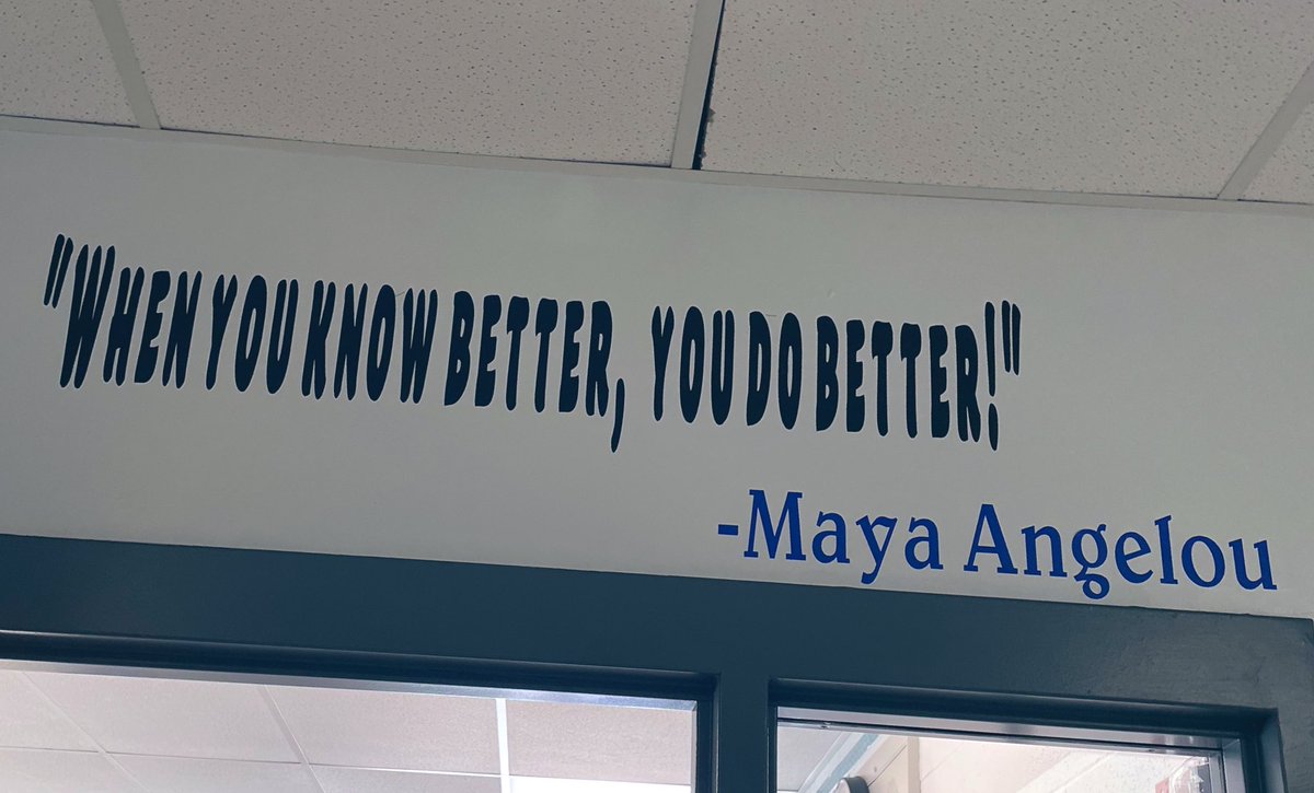 MrsKopp96's tweet photo. I love that my students get to walk under this quote everyday when they come into my classroom! The world can be a crazy place and we can all improve and “do better!” Many thanks to our @woodlawn_pto for putting this together!! #inspire96 https://t.co/dl3KUUZRSM
