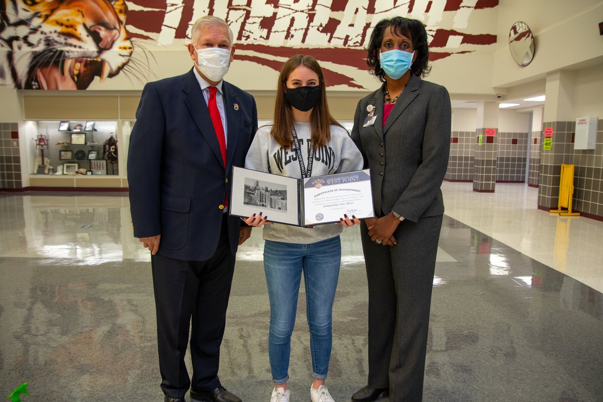 CSISD's tweet photo. CONGRATS to A&amp;M Consolidated senior Samantha Rose, who received her appointment to The United States Military Academy at West Point from District 17 Congressman Pete Sessions today. 
#SuccessCSISD
@petesessions @WestPoint_USMA @AMCHSweb https://t.co/7oSybnZ5f4