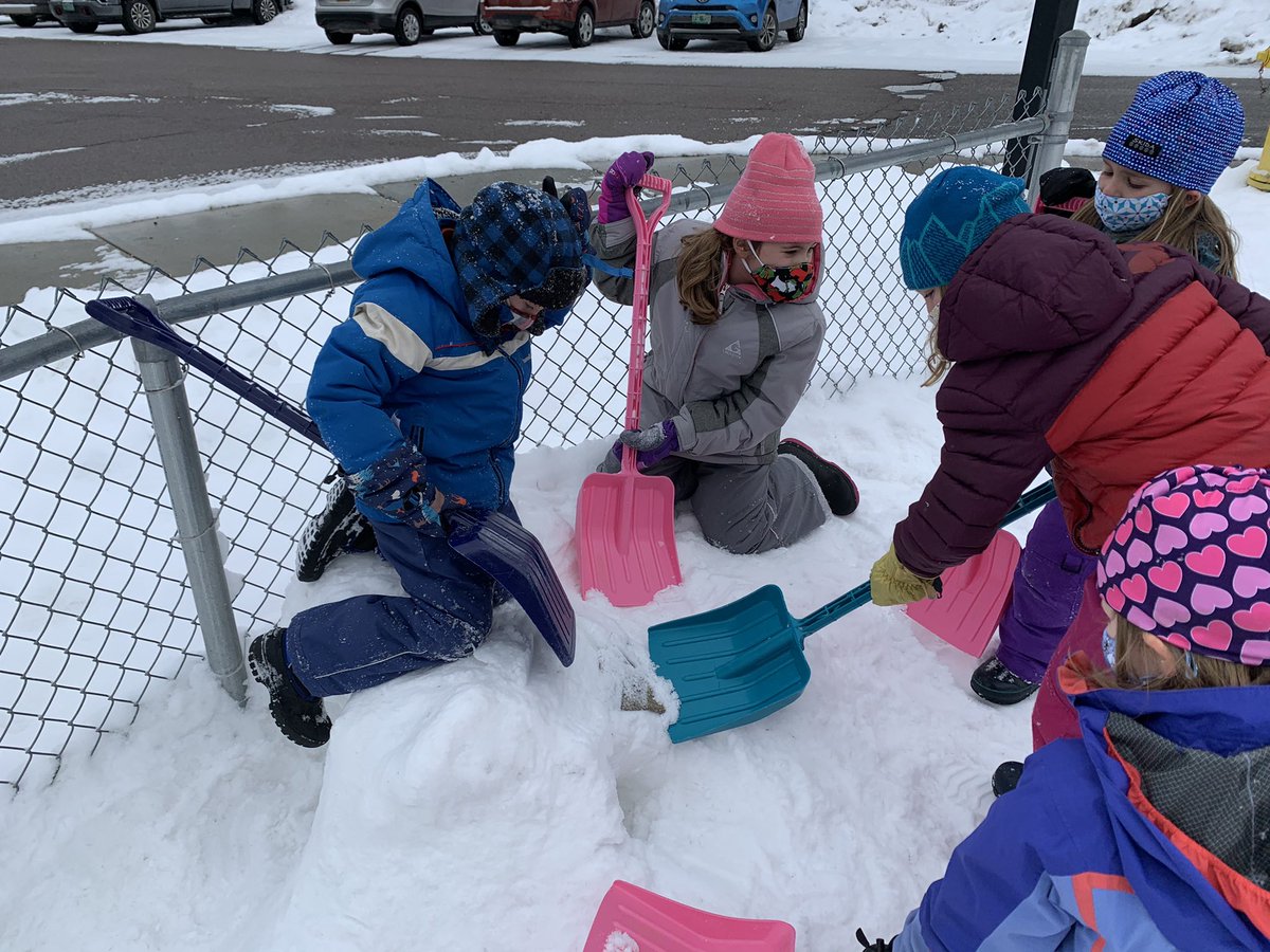 Cooperation at its best today. They uncovered some buried treasures aka a broken shovel and a piece of wood! <a href="/resvt/">Richmond Elementary School</a> #firstgrade