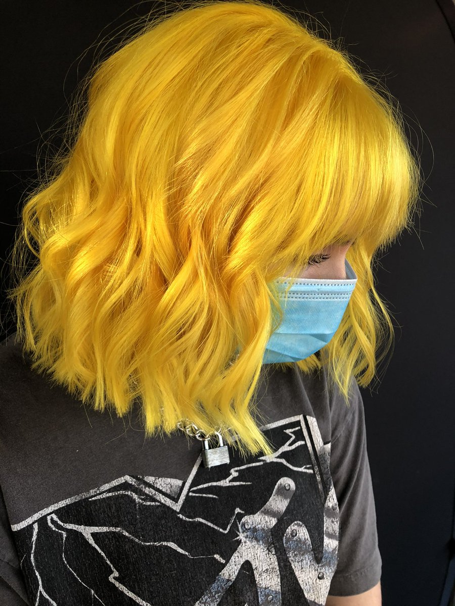 evensweetershop's tweet photo. YELLOW HAIR LEMON HEAD https://t.co/mZEsBNPd3l