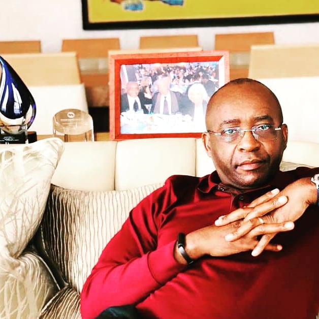 Real_G5's tweet photo. Help me wish this wonderful Man who impacted lives of many through @HigherLifeFDN @joshualites @capernaumtrust in many parts of the world especially Africa. He helped so many realize their dreams which had seemingly withered.
Happy Birthday Doctor😀 #FathertoMany
@econetzimbabwe https://t.co/zK2HSXHivl