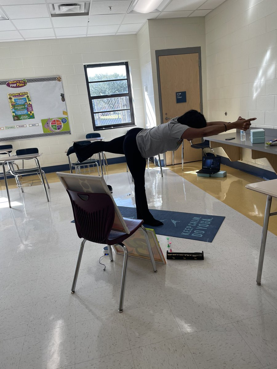 esjprepacademy's tweet photo. Some behind the scenes action of our amazing teachers at work!
Building our scholars for the future...one day at a time! 🐾 #esjprep #theprepway https://t.co/PaGODSatA7
