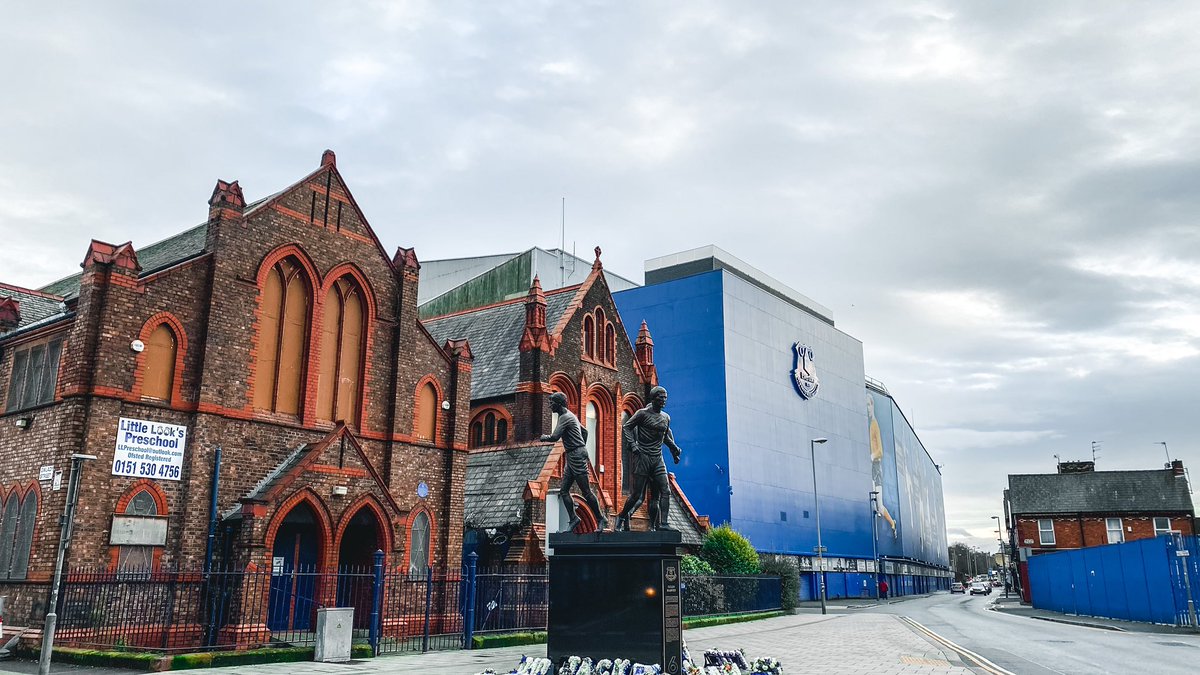 16. gün çekimlerinden  Goodison Road / Goodison Park Stadı (Everton) Liverpool