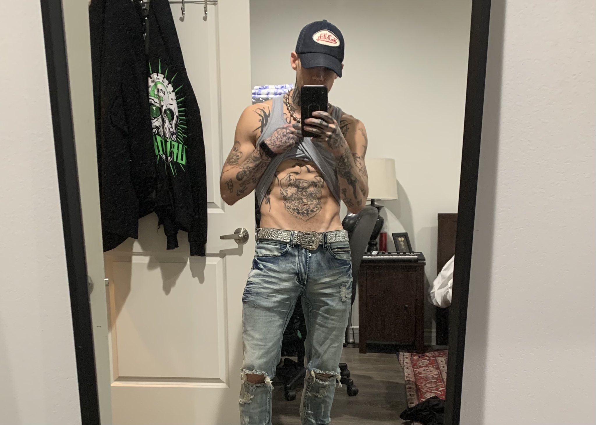 LIL TEXAS on X: I wasnt playing when I said I had an Only Fans  t.coBsAtdyeQv6 t.cosDztawCrZm  X