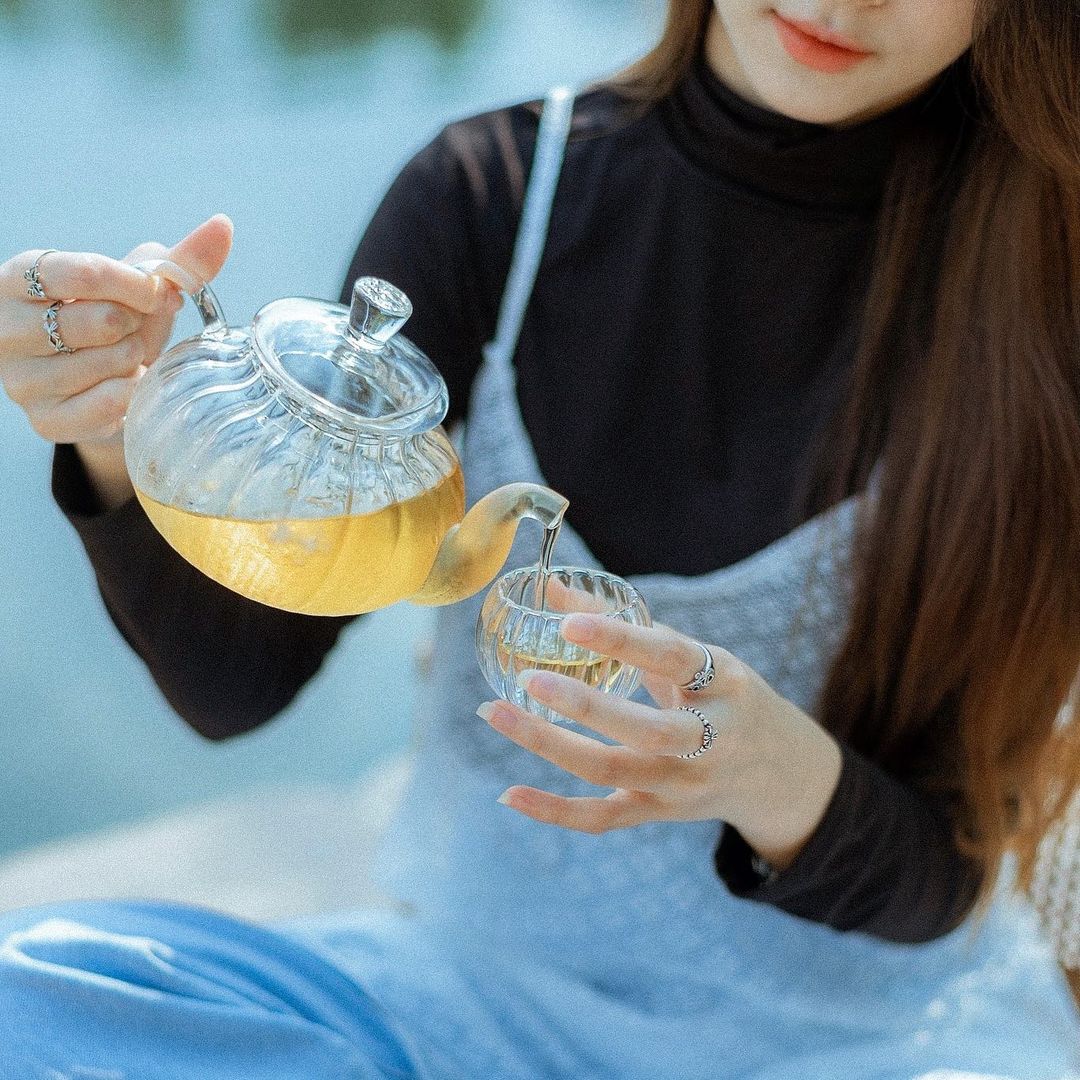 HoopBNK48Luv's tweet photo. have a cup of positivitea🤍🍵

#HoopBNK48
#BNK48 https://t.co/yQJucHAXBs