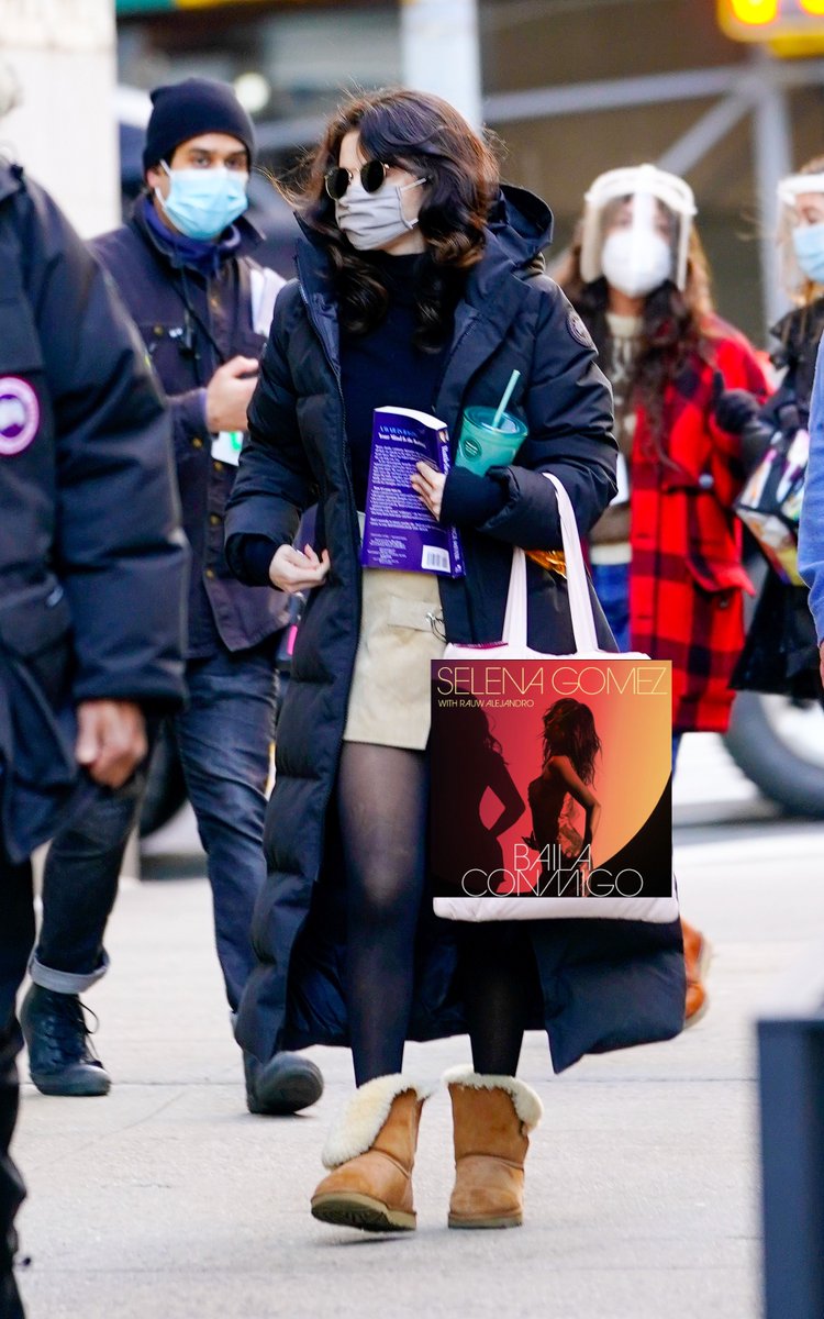 MTV's tweet photo. On my way to work this morning carrying only #BailaConmigo by @selenagomez, @RauwAlejandro and @tainy: https://t.co/oSxCG8PPWm