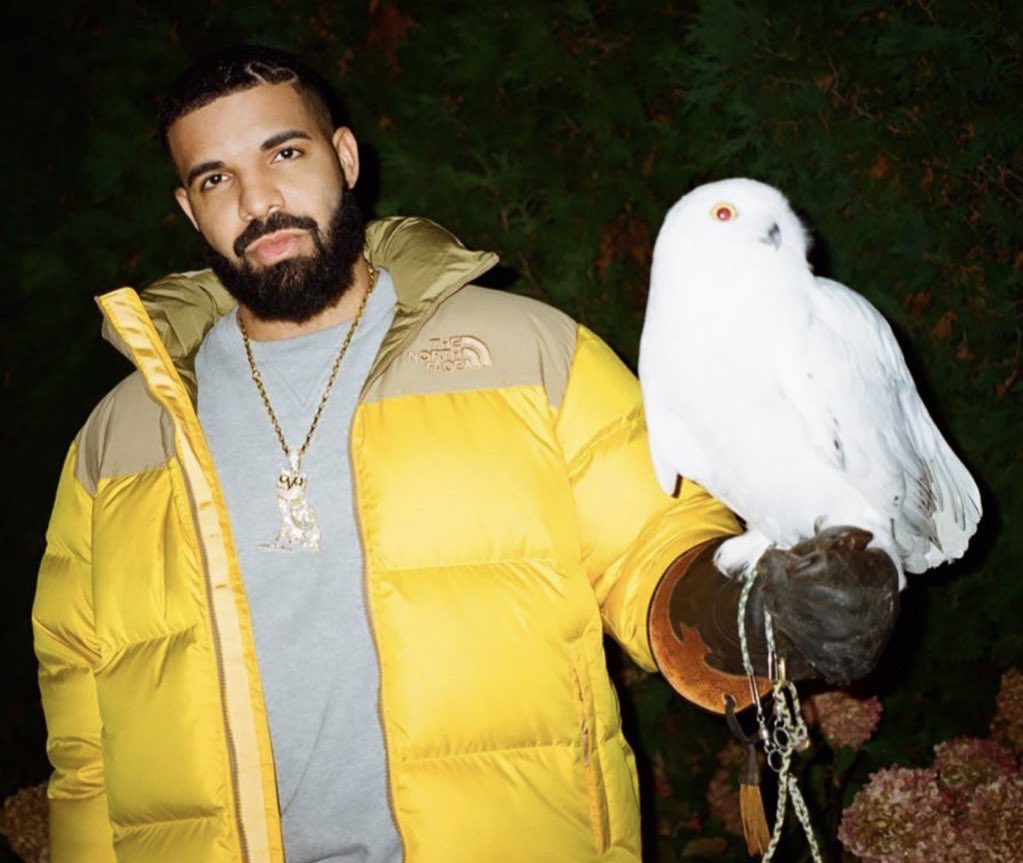 RapDirect_'s tweet photo. Drake doubled the money that a Toronto man saved up and paid off his debts

A THREAD https://t.co/S9bQvF5vFh