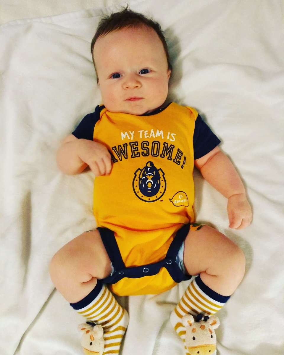 jasonryan28's tweet photo. My team is awesome! #finn #goracers #murraystatebasketball @MSURacers @RacersHoops https://t.co/Sb34NvGMEh