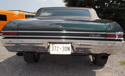 bobbyyang's tweet image. Oh man @GuyAdami, who *doesn't* know what a #Chevelle is? I've only owned a '71 (in my young 20s), but I can totally see myself in a '68 'vert! (Led Zeppelin's birthyear, btw) @CNBCFastMoney #Cars