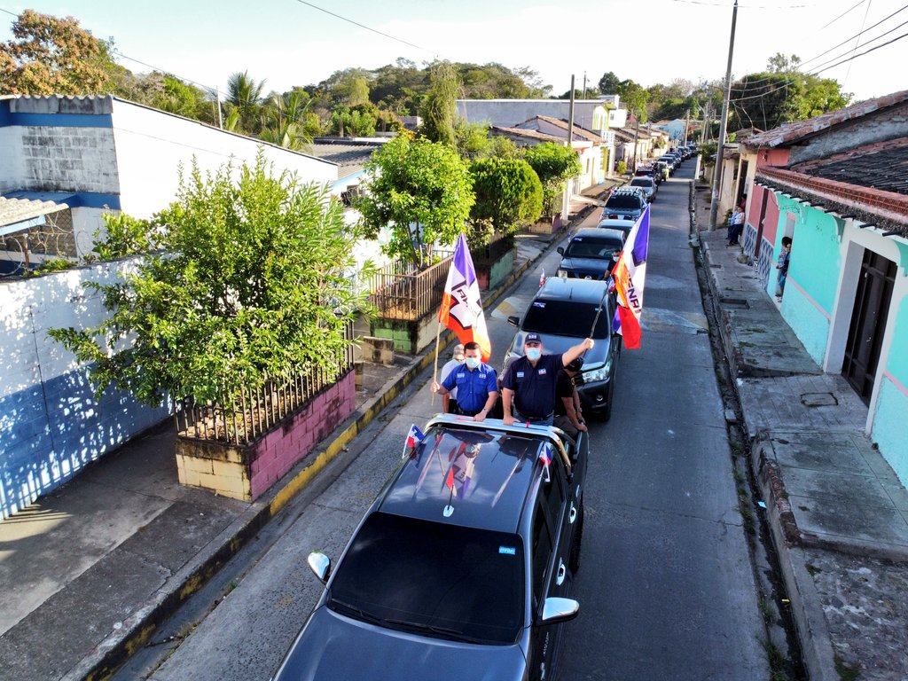 DonatoVaquerano's tweet photo. Inauguración de inicio de campaña de nuestro alcalde y futuro alcalde @Galy_alcalde, donde junto al pueblo de Apastepeque un año más diremos; 

¡Presente por la Patria!

@ARENAfraccion
@ARENASanVicente https://t.co/ipfTLjMIuP