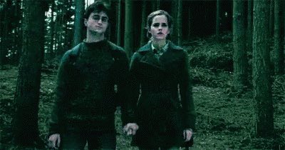ClaudiaCabeza3's tweet photo. Los chicos listos para aparecerse (como en harry potter) en la casa de las chicas para pegar al lobo   #LaIslaDeLasTentaciones2 https://t.co/3B5oWrngT5