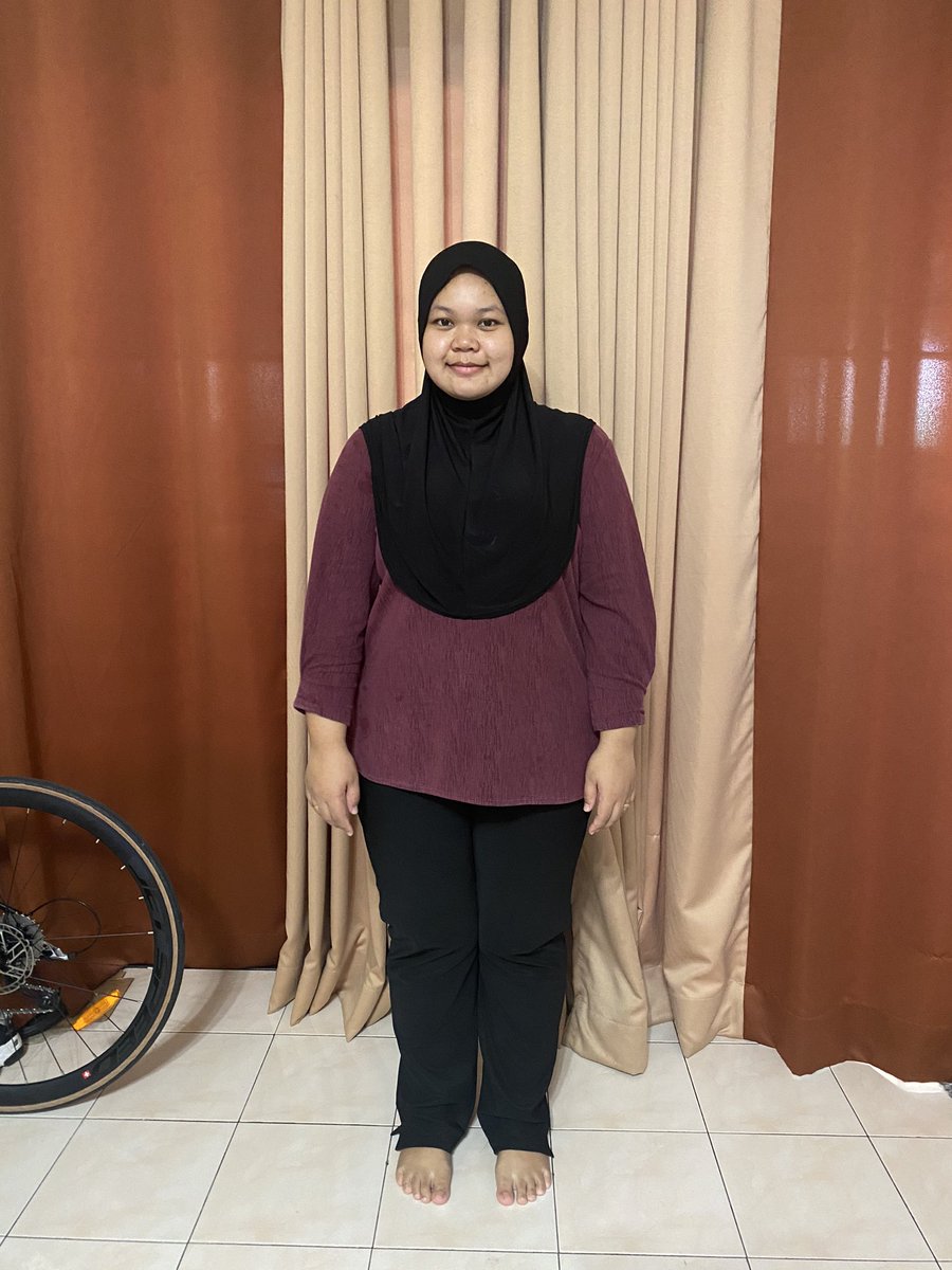 fatheenazhar's tweet photo. Kita tak perasan mulanya sbb jarang selfie lagi lagi nak tangkap gmbr berdiri begini. Tp bila tgk eh eh 🥳🥳🥳🥳🥳
#nakkurus #kfoc #kurusfitonlinecoaching #herbalifenutrition #azam2021 #genmelantak https://t.co/H1BEQSX2pH