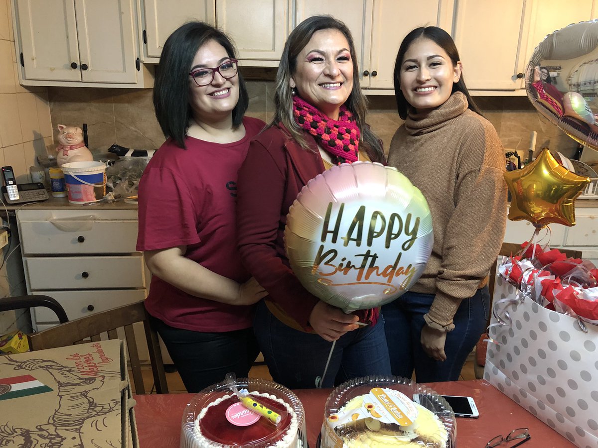 DanairyPA's tweet photo. @pedro_fer Hoy es el cumple de mi mamá. La puedes Felicitar por favor. MUCHAS GRACIAS. Mira lo que hizo con mi novio y sus papás. #CómoSeráLaMujer 🥰🙄@KarinaCuevas88 @gemacuevas @ClubDeCorazon @1708_dulce @nayerz585 @LinaAcosta00 @AlejandraGuzm22 @gutierrezcruz2  @Maryprado_g https://t.co/jGpRXswKod