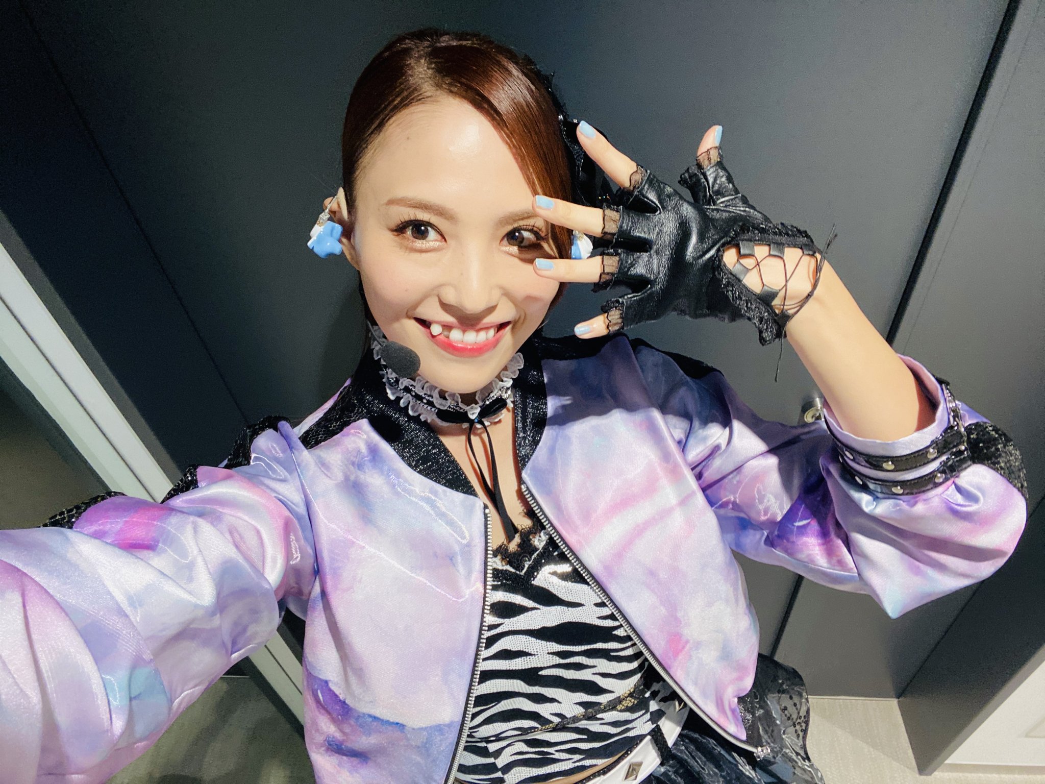 田野アサミ Staff公式 Saint Snow 1st Gig Welcome To Dazzling White Town Memorial Boxが 6 9に発売決定 Rockの日 笑 6月9日 皆さんと一緒に過ごせたあの奇跡的な瞬間のliveがblu Rayで観れるなんて メイキングも楽しみですね 是非