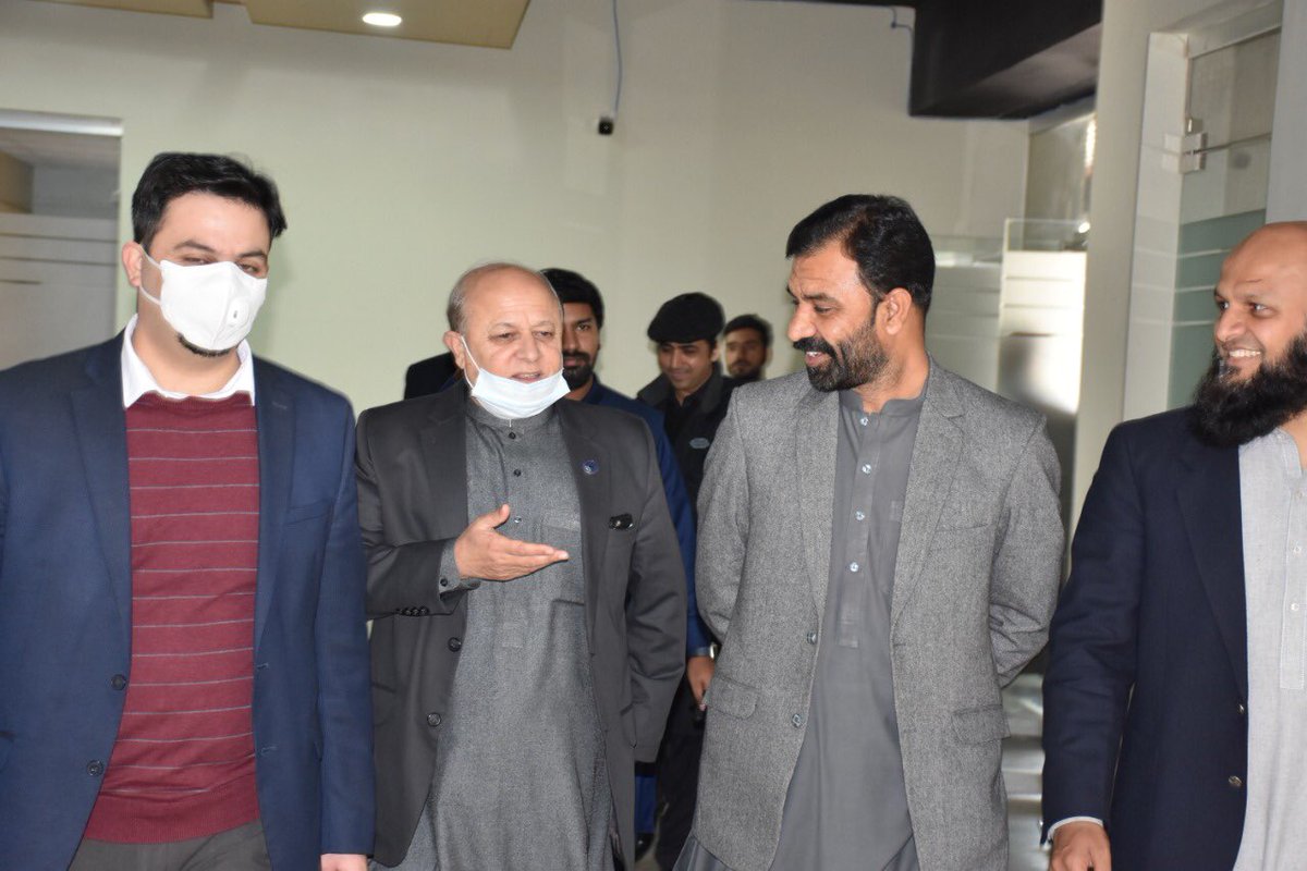 STITKPGovt's tweet image. Advisor to CM KP on ST&amp;amp;IT Zia Ullah Khan Bangash , DoST and KPITB officials met Arzish Azam; CEO Ejad Labs to discuss collaboration avenues for promotion of Science and Technologies in KP. 

#kpciu #DigitalKP #DigitalPakistan #KPGoesTech #TechDrivenKP #KPITB #ZiaUllahBangash