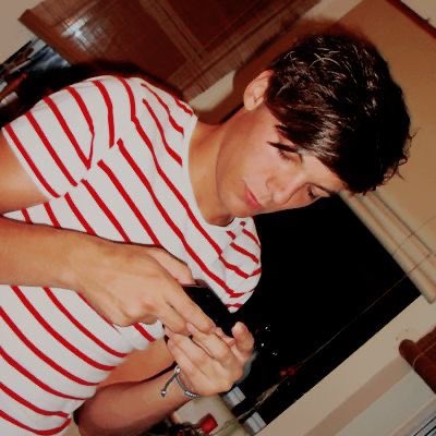 TEENAGE LOUIS SO TRUE