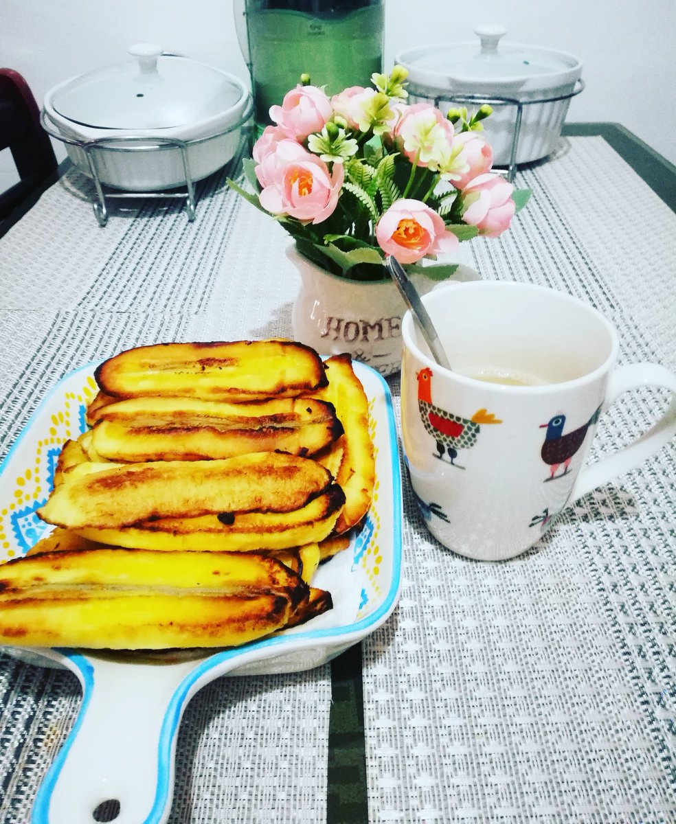 CadacioShayne's tweet photo. Brunch! https://t.co/b70qmAXym5