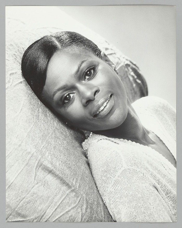 UNDRLNDN's tweet photo. Rest In Peace to the Legend Cicely Tyson 🙏🕊 https://t.co/LAHZJ1uywG