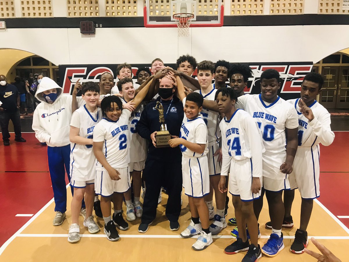 PKYBasketball's tweet photo. Congratulations Coach Rob and the middle school SMAC CHAMPIONS!! #RideTheWave #PKCulture 🌊 https://t.co/dposMCL9Jg