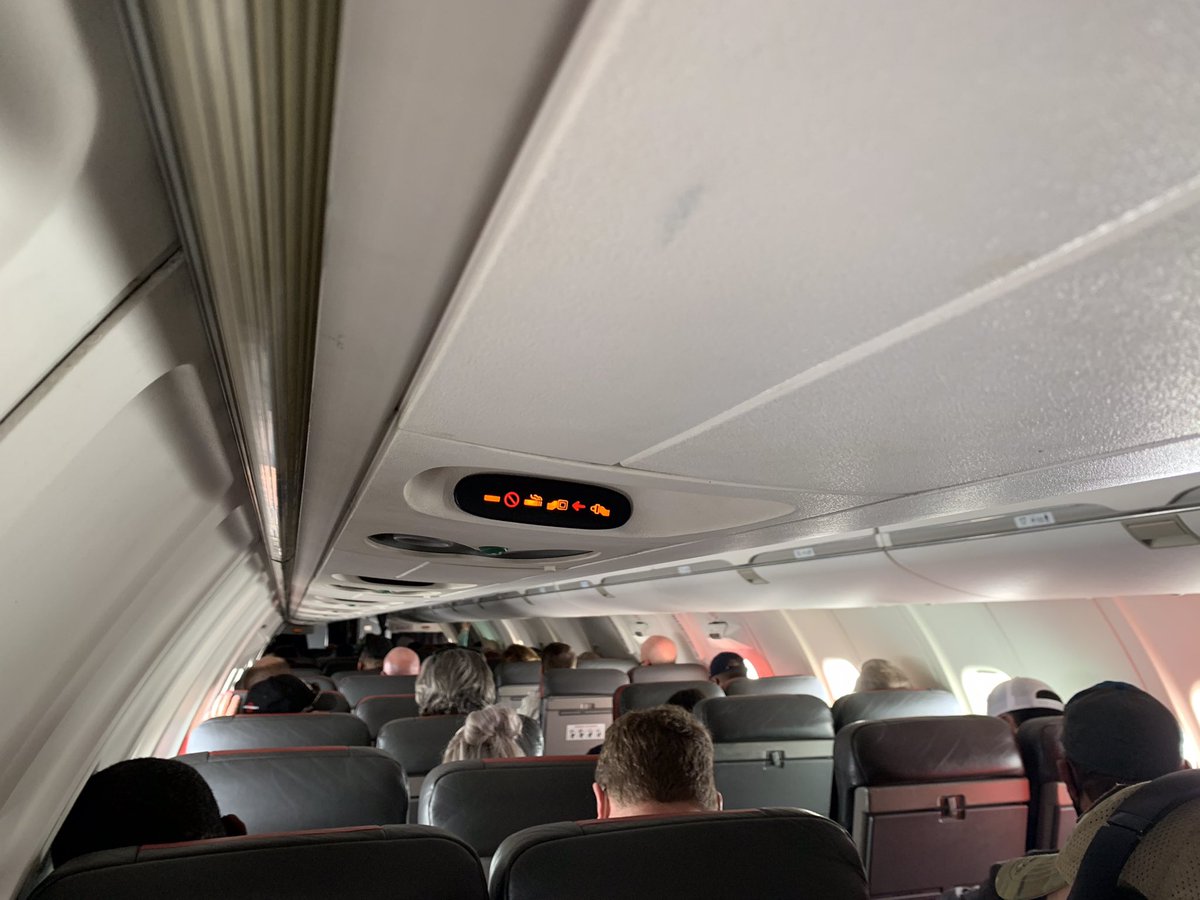 TaxesCo's tweet photo. Today after months of not flying I had the worst social distance inside an American Airline from Amarillo to Dallas.
The plain was completely full, sitting side by side only one inch of distance between passengers! So much for American Airlines to keep everyone safe @AmericanAir https://t.co/UYZ1S5bt3P