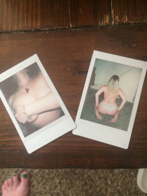 I&rsquo;m starting to sell #polaroids on my @avnstarspromo page for $10 (shipping is included) or a huge discount<a href="/tag/polaroids"class="tags">#polaroids</a><a class="tags" target="_blank" title="On Twitter" href="/?out=eyJ0eXAiOiJKV1QiLCJhbGciOiJIUzUxMiJ9.eyJpYXQiOjE3MjU1NDUyNTcsImlzcyI6InR3cG9ybnN0YXJzLmNvbSIsIm5iZiI6MTcyNTU0NTI1NywiZXhwIjoxNzU3MDgxMjU3LCJyZWRpcmVjdF91cmwiOiJodHRwczovL3R3aXR0ZXIuY29tL2F2bnN0YXJzcHJvbW8ifQ.fodKMCbVsjEFm9Yx1G-7SJMK4atWwGwO_aewNwzR6rp87J6QsAiWvIj_BJ9V4mkZI9mxaYsdcoHmvkas1AXyCg">@avnstarspromo</a>