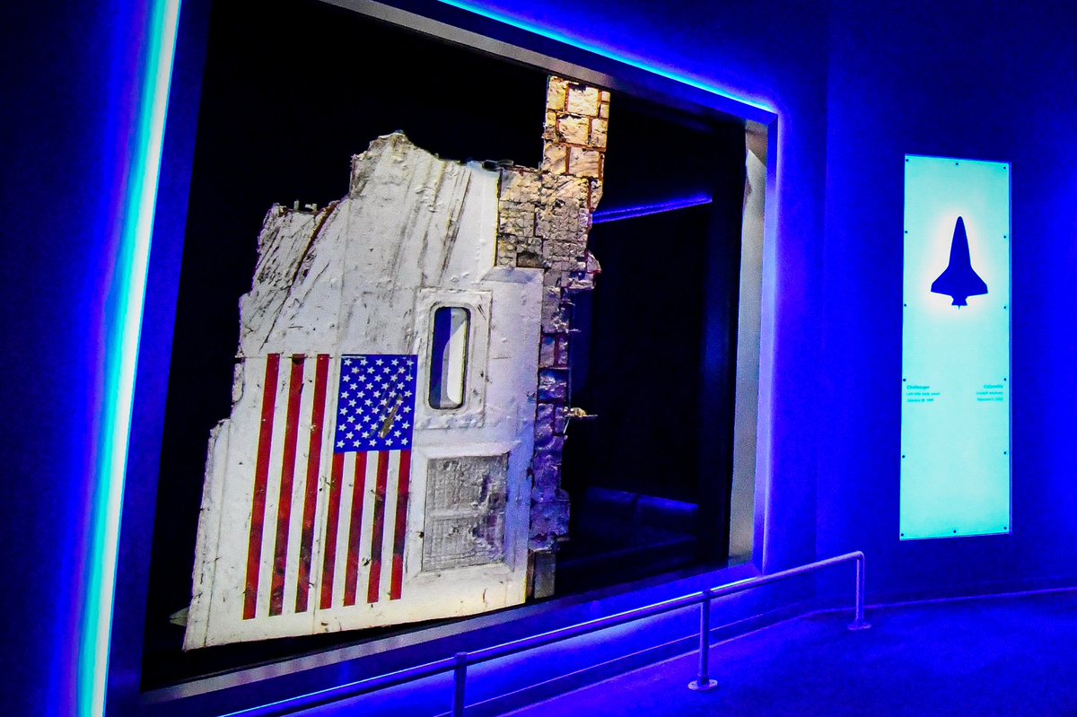 javizayasq's tweet photo. 35 years ago today the nation mourned the loss of Space Shuttle Challenger and her 7 crew members. May we never forget their sacrifice and the lessons learned from this tragic event. #SpaceShuttleChallenger #NeverForget #NASA #STS51L #OV099 https://t.co/t7KsLIX4Wu