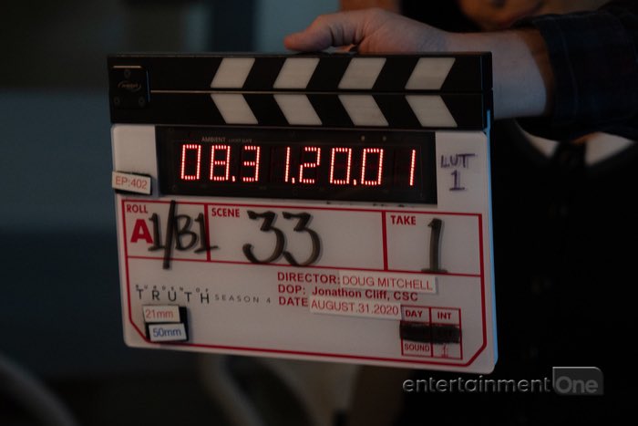 Behind-the-scenes of premiere eps of <a href="/tvburdenoftruth/">BurdenofTruth</a> 🎬#SetLife #prlife #staysafe 😷@cbc <a href="/Dugunderground/">Doug Mitchell</a> <a href="/EagleVisionCa/">Eagle Vision</a> <a href="/eOne_TV/">eOne TV</a> <a href="/ilanacfrank/">Ilana Frank</a> @Peter_Mooney_