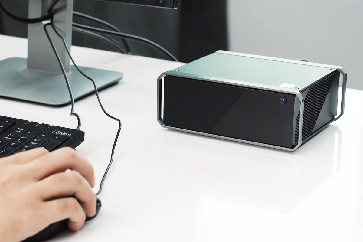 chuwidotcom's tweet image. We know technology can help make our lives smarter and simpler, but how about smaller?  
#CoreboxPro features a powerful Intel Core 10th Gen processor in a micro-volume 2L package. Small size, massive performance.
Get yours only $369(Spanish warehouse)：bit.ly/CoreBoxPro