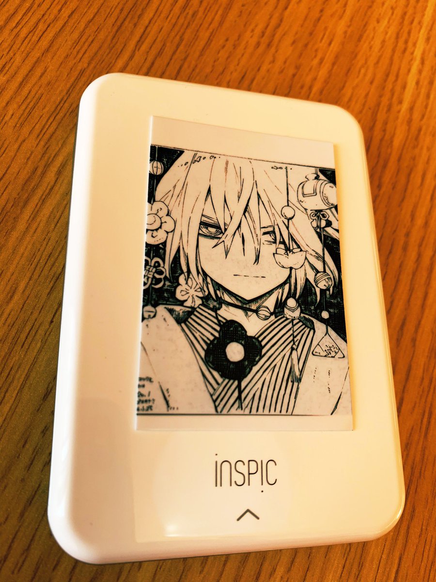 買っちゃった。
去年描いた色紙を印刷してみた。
思ったより小さかったな。
スッテカーとか楽しいね。 